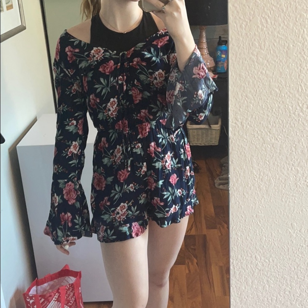 Floral romper - Picture 2 of 3
